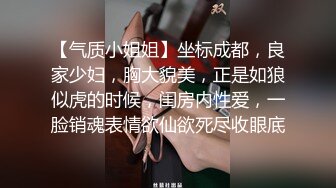 [MP4/ 957M] 网约骚女激情4P，一男三女镜头前的淫荡，轮草三女激情抽插，淫声荡语不断，精彩刺激别错过