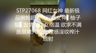 双飞黑丝美眉 啊啊 我也要操小骚逼 让闺蜜看着你被操爽不爽 我就喜欢 当然先操一字马