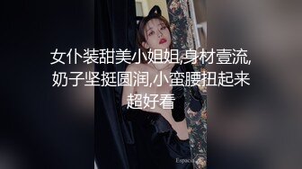 小妹妹露脸清纯可爱诱惑狼友，干净的逼逼自己拿道具抽插浪叫呻吟，吃木瓜给自己丰胸